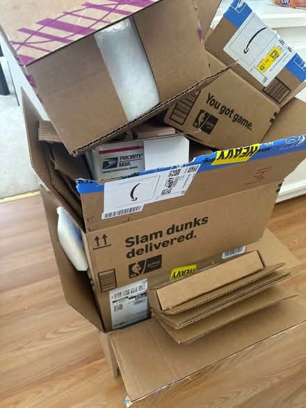 Photo of free Boxes Small Medium couple large (Lawrence and Tasman) #1