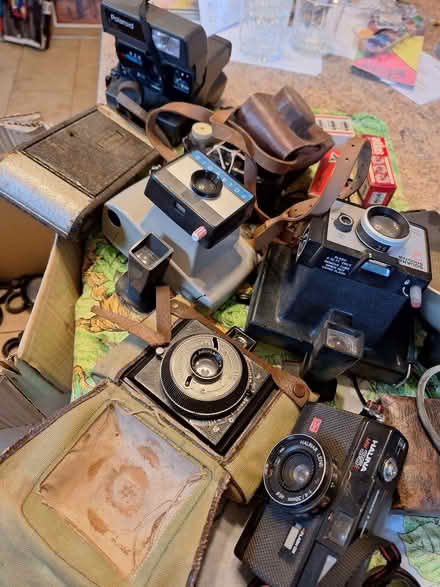 Photo of free Bundle of old cameras (Swanley BR8) #1