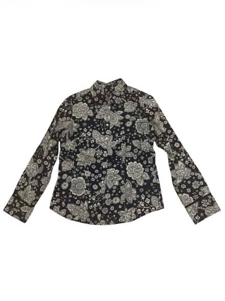 Photo of free Ann Taylor Petites Woman’s Top (Brooklyn Storage) #1