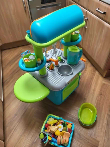 Photo of free Play kitchen, accessories, kettle (Norton Sheffield S8) #3
