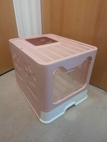 Photo of free Cat litter box (Colindale, NW9) #1