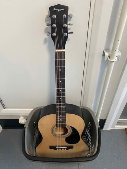 Photo of free Guitar (Surrey quays) #1