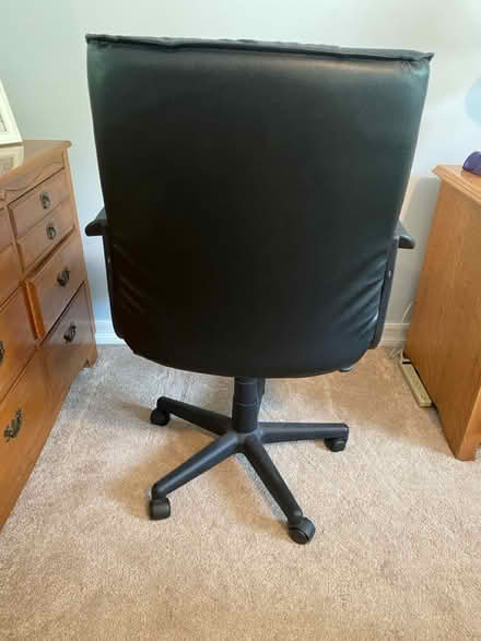 Photo of free Office chair (Calabasas) #2