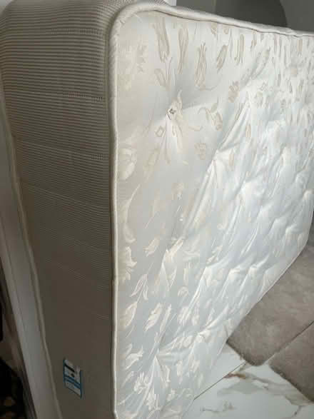 Photo of free Double mattress (Thunby Lodge LE5 2) #3