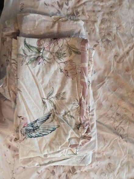 Photo of free Double bed, quilt covers (Scaitcliffe BB5) #2