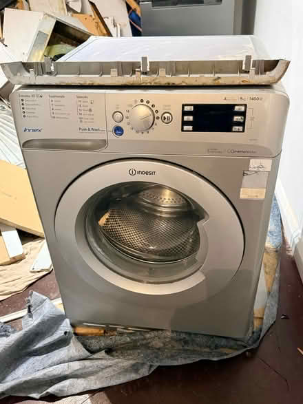 Photo of free Fridge/freezer and washing machine (E11) #3