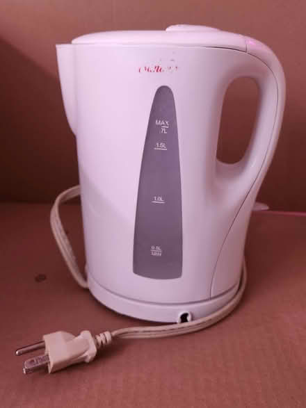 Photo of free electric kettle (Danforth and Greenwood) #1
