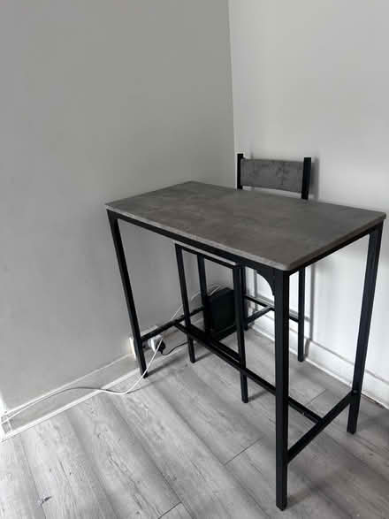 Photo of free Bar stool and Table (SE1) #1