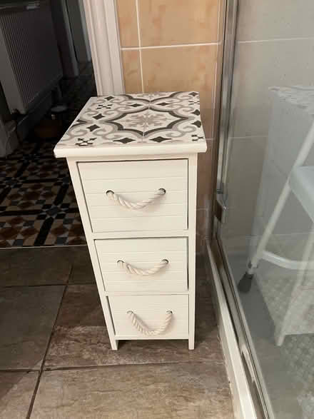 Photo of free Small drawers (Bare LA4) #2