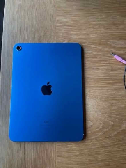 Photo of free iPad 10th Generation WiFi only but plenty of memory (Meresborough ME8) #2
