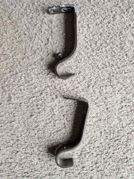 Photo of free 62" (158cm) Brushed Effect Metal Curtain Pole (Burton Latimer NN15) #3