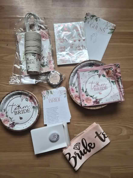 Photo of free Various Team bride bits (HA7) #1