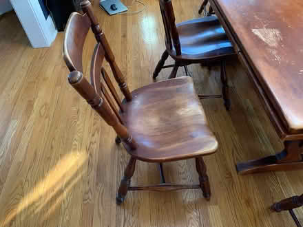 Photo of free 50’s dining room table and chairs (Mid Lakewood) #3