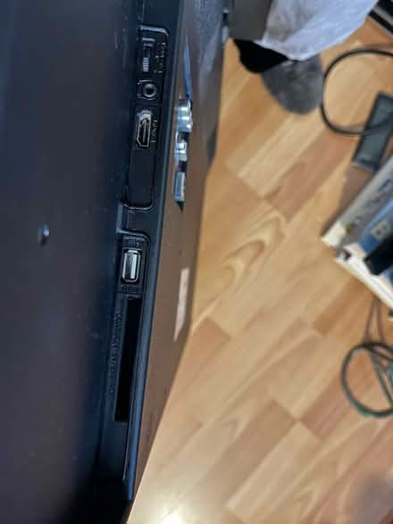 Photo of free TV Digihome LED (Drum Brae EH12) #1