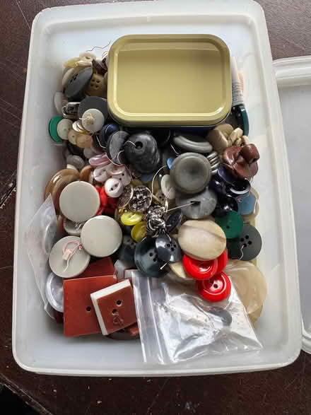 Photo of free Box of buttons (Westcliff SS0) #1