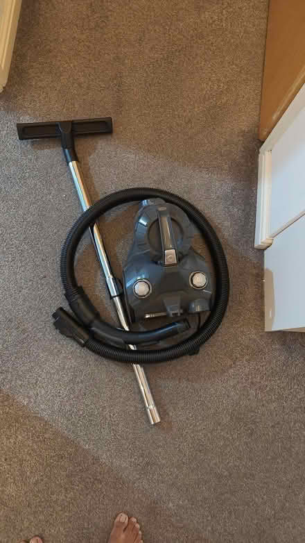 Photo of free I'm giving away these items (Edinburgh, EH11) #2