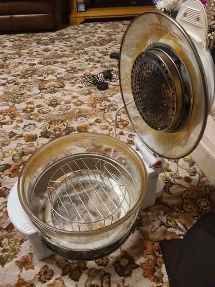 Photo of free Andrew James Halogen (Havant PO9) #1