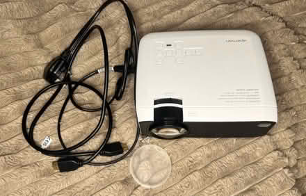 Photo of free Apeman projector (St Albans AL4) #3