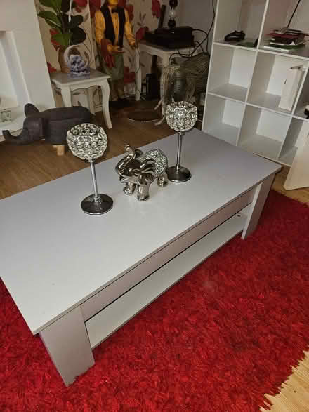 Photo of free Coffee table (De72 3jj) #1