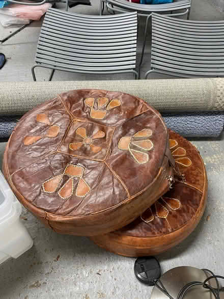 Photo of free original Tuareg style leather Seat from Westafrica (Richmond TW9) #2