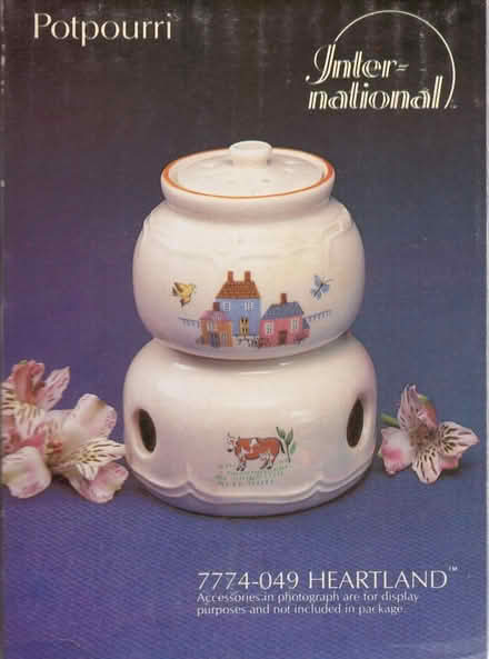 Photo of free New Potpourri Bowl (Penn Branch SE) #1