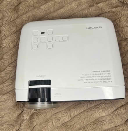 Photo of free Apeman projector (St Albans AL4) #1