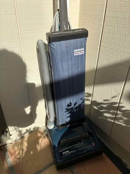 Photo of free Vacuum and vacuum bags (Novato) #1