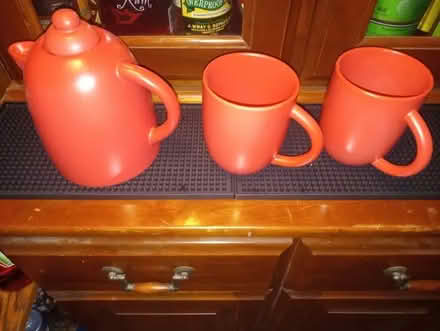 Photo of free Coffee pot and matching mugs (Worcester country club area) #1