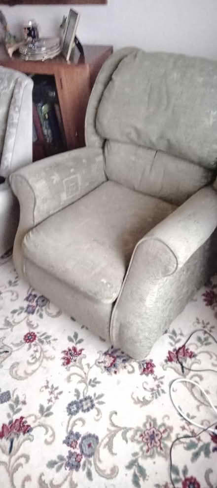 Photo of free Green 'Comfy' Armchair. (Swallow Beck LN6) #1
