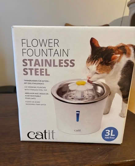 Photo of free Cat water fountain (Aldrington BN3) #1