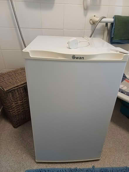 Photo of free Under counter fridge freezer (Conisbrough DN12) #1