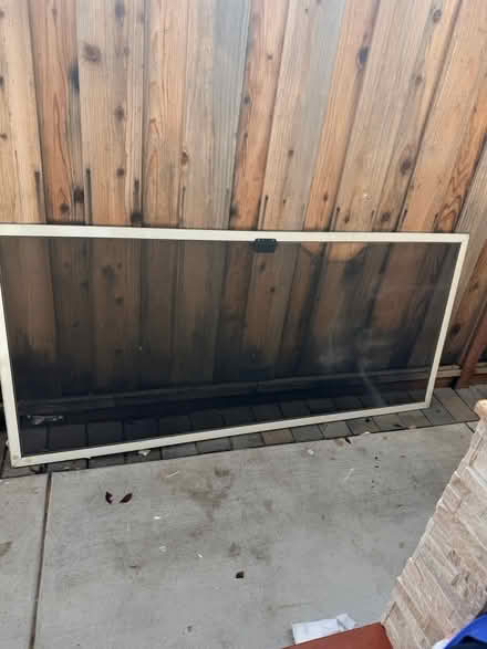 Photo of free Screen Door (840 Tamarack lane, Sunnyvale) #1