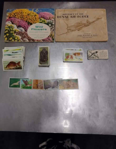 Photo of free Tea & cigarette cards (Alresford CO7) #1