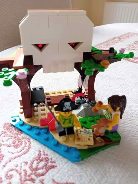 Photo of free Lego Set 31078 (Easthampstead RG12) #4