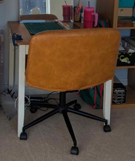 Photo of free Swivel chair (Cm79fs) #2