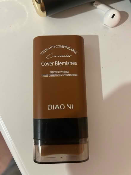 Photo of free Ladies make up foundation (E3) #4