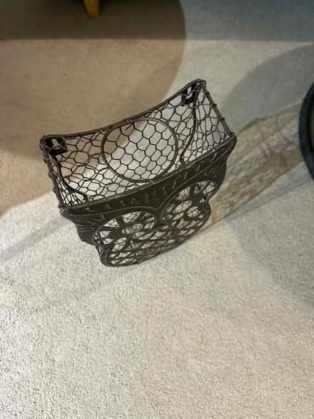 Photo of free Owl wine cork / souvenir holder (Twickenham Centre) #2