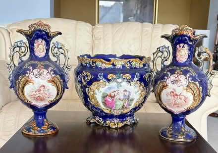 Photo of free Bowl and two vases (Great Holm MK8) #1