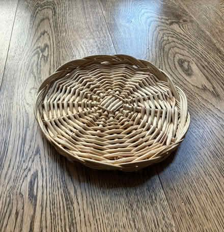 Photo of free Small wicker plate/tray (20cm diameter) (Baldock SG7) #1