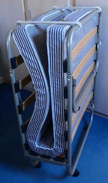 Photo of free Z-Bed (Hassocks BN6) #2