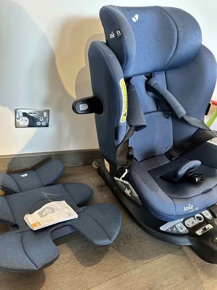 Photo of free child car seat (Joie Baby i-Spin 360 i-Size Car Seat) (Cubitt Town E14) #4