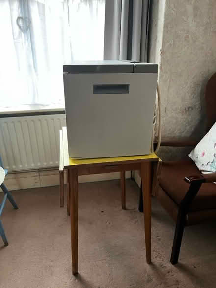 Photo of free Cool box and small table (Sk14JT) #1