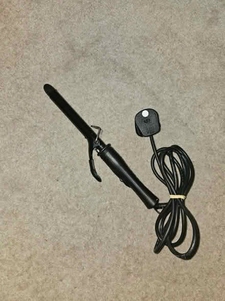 Photo of free Boots basic curling tongs (Ealing Broadway, W5) #1