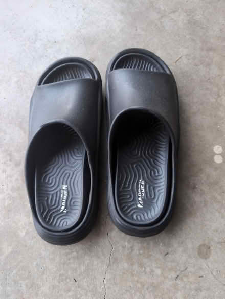 Photo of free Sandals (North Fremont/union City area) #1