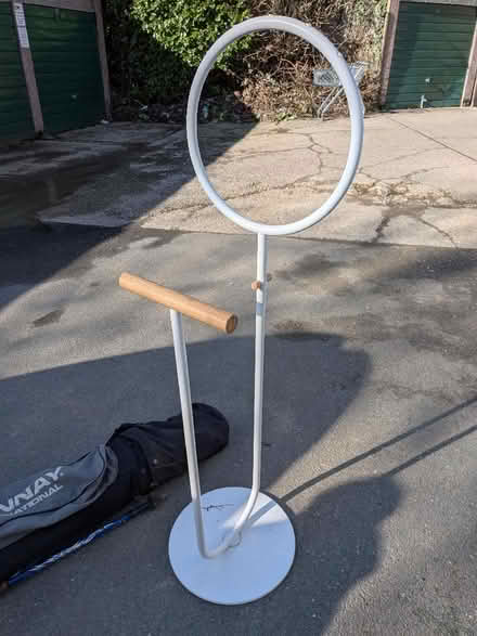 Photo of free Clothes hanger. (Springfield CM1) #1