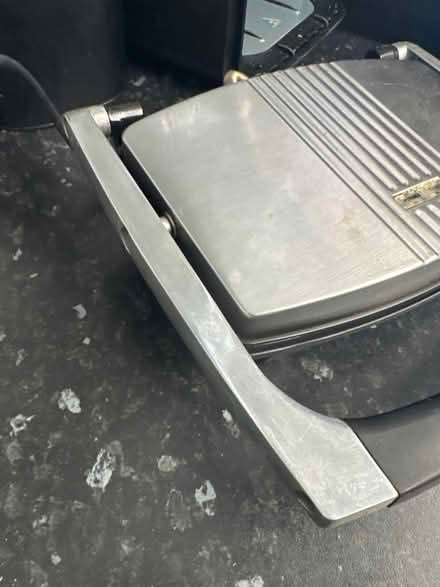 Photo of free Breville sandwich maker (Plaistow) #4