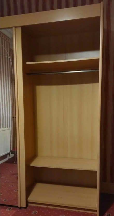 Photo of free Sliding mirrored wardrobe (Wythenshawe M23 area) #4