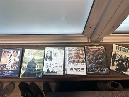 Photo of free Chinese/korean DVDs (Agincourt) #2