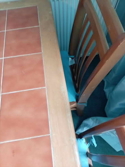 Photo of free Table chairs (Ta219ep) #2