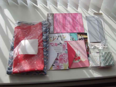 Photo of free wrapping paper / birthday cards/ gift tags/ small gift boxes (Durrington BN13) #1